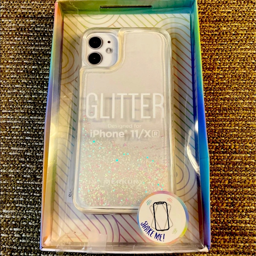 Merkury Floating Glitter iPhone 11/Xr Case - NWT
